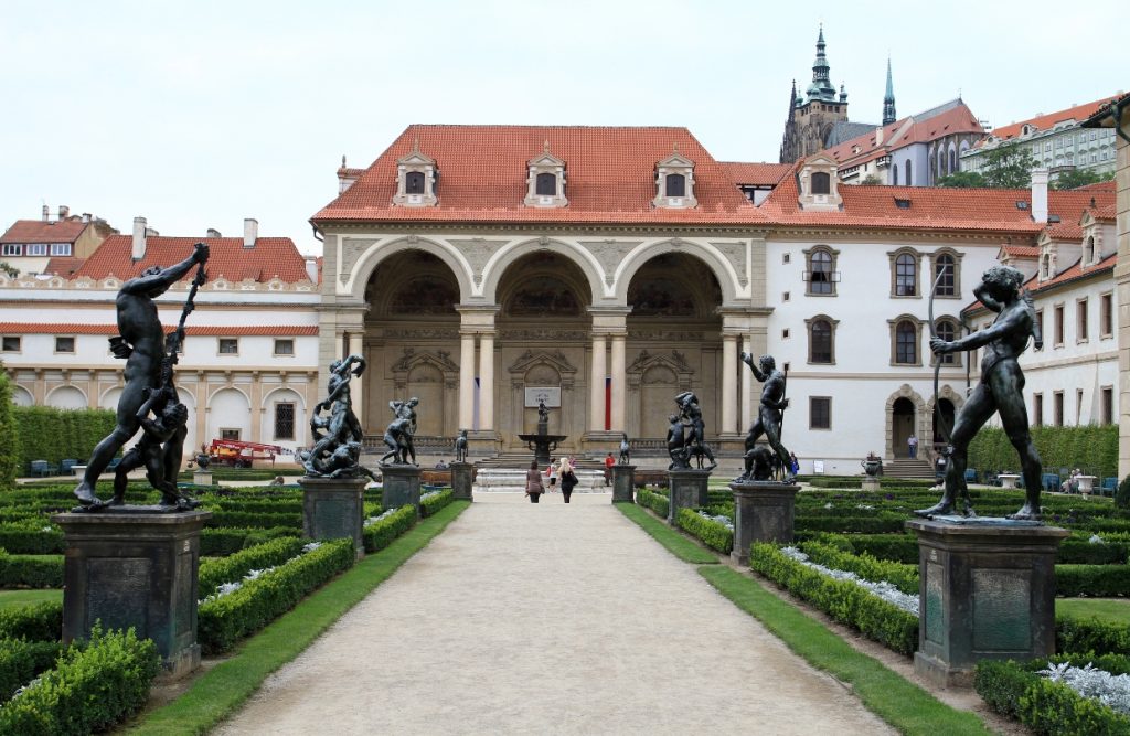 Десять интересных мест Праги, которые можно посетить бесплатно