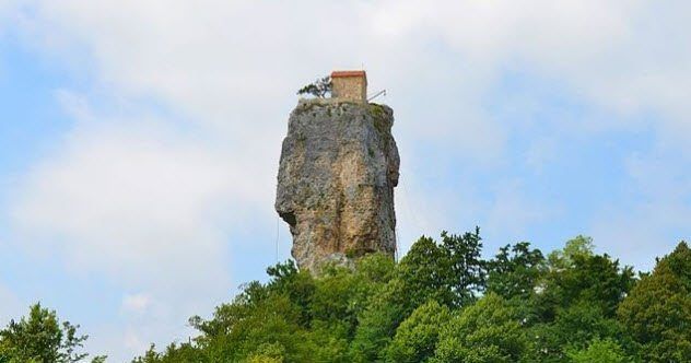 10 самых необычных церквей в мире