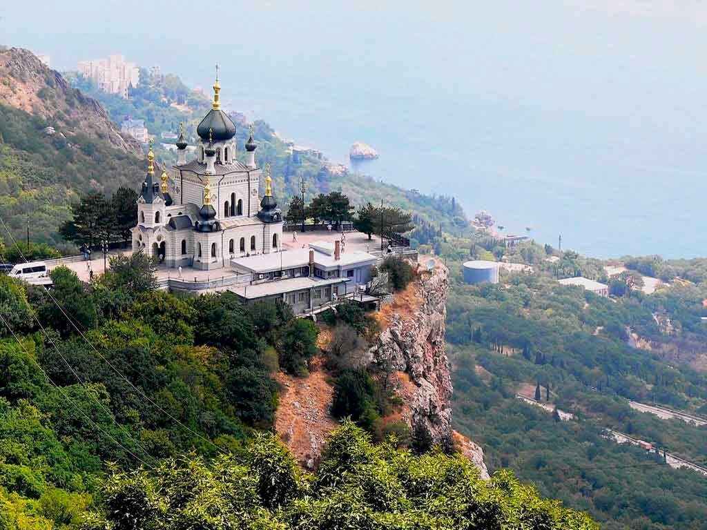 10 мест Крыма, где нужно побывать!