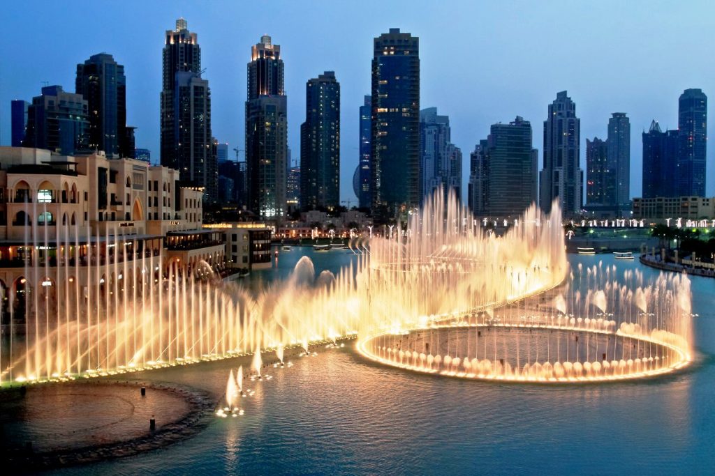 5 городов с потрясающими фонтанами