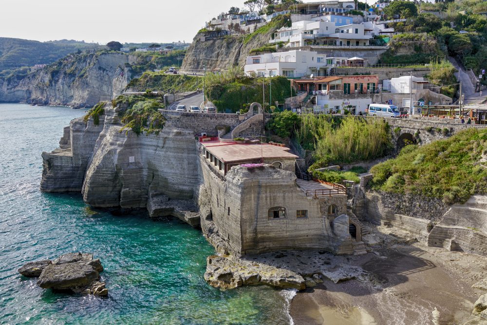 Где в Италии недорого отдохнуть на море