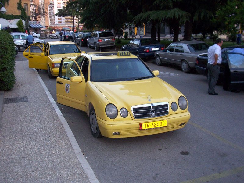 Как ловить такси в разных странах и сколько это может стоить