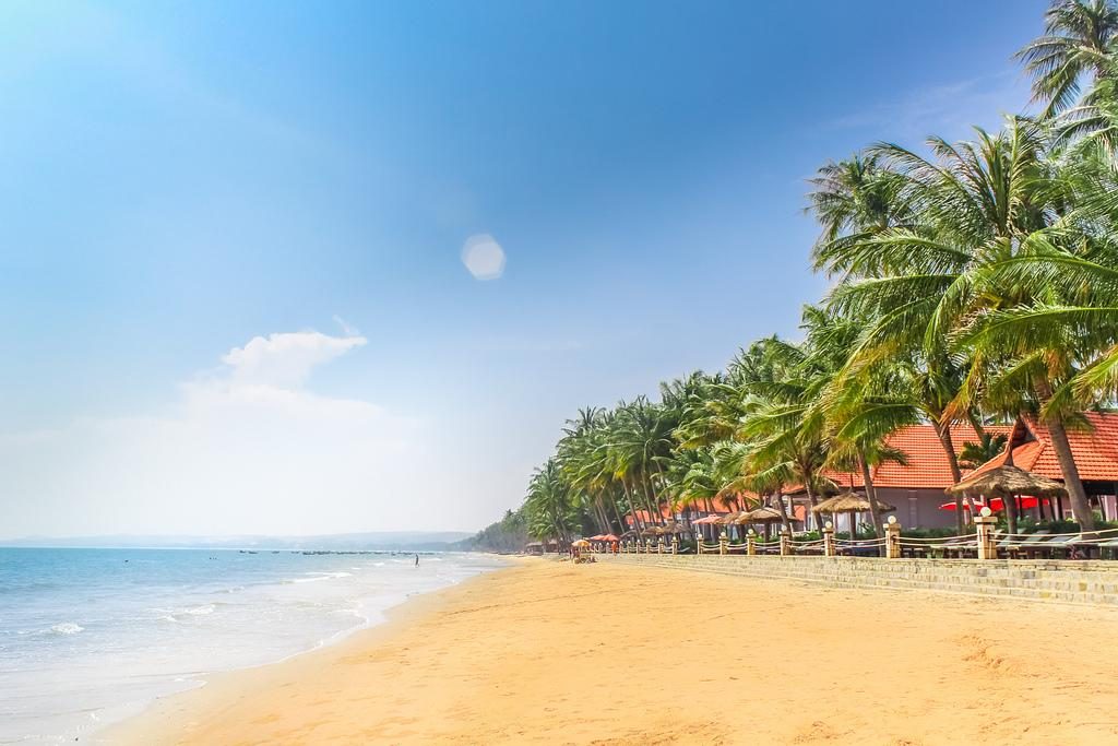 Спокойные пляжи Вьетнама для семейного отдыха