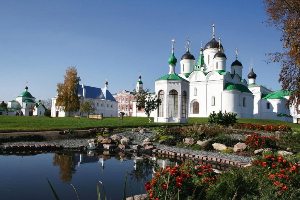 5 самых красивых городов России, незаслуженно обделенных вниманием туристов