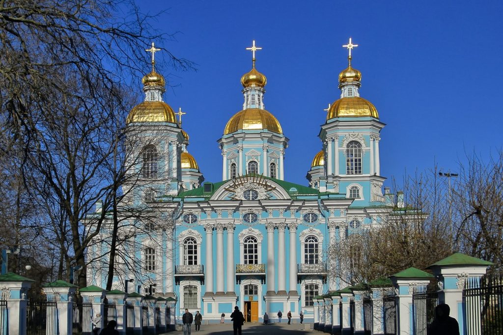 Топ-5 российских городов с самыми красивыми храмами