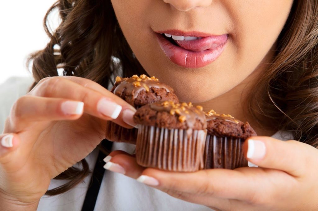 Почему сладкое для печени опаснее, чем алкоголь