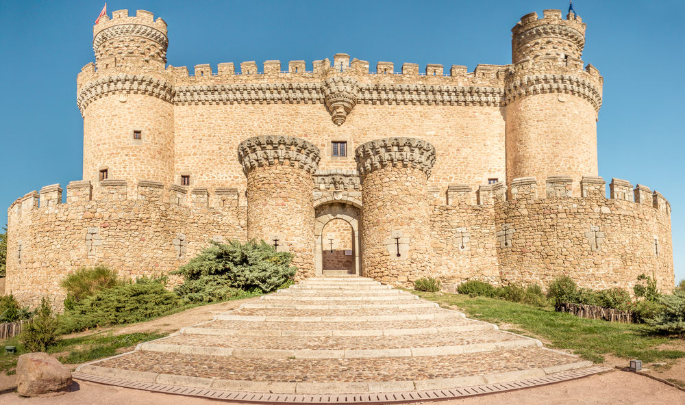 5 крутых замков, в которых хочется остаться жить