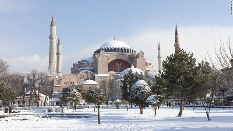 Чем хороша Турция зимой, и почему новогодние даты лучше бронировать уже сейчас