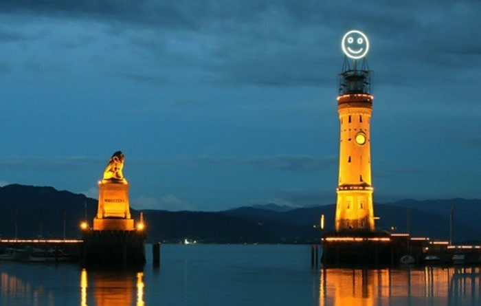 Fuehlometer - маяк, который показывает общее настроение в городе