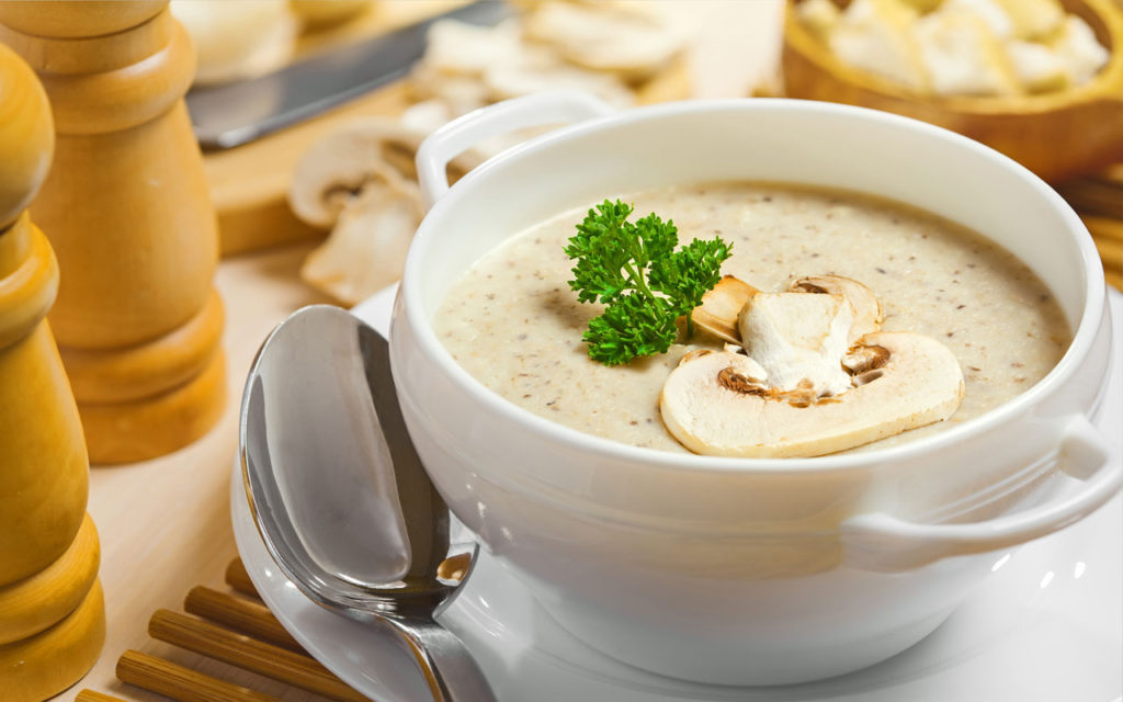 Крем-суп с лесными грибами