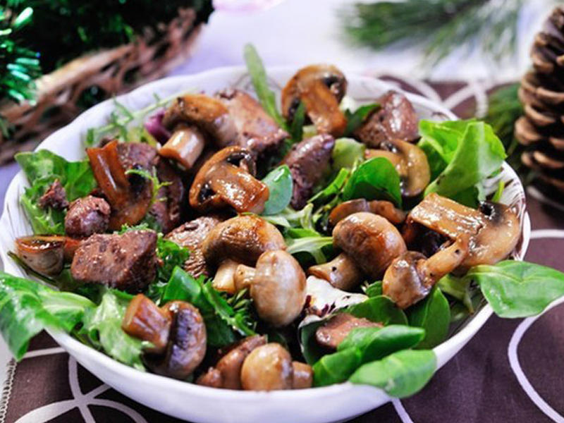 Салат из печени и грибов «Прованс»