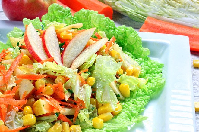 Нежный овощной салат: рецепт диетический
