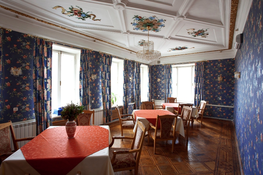 Отдохнуть с историей: 8 исторических гостиниц в разных городах России