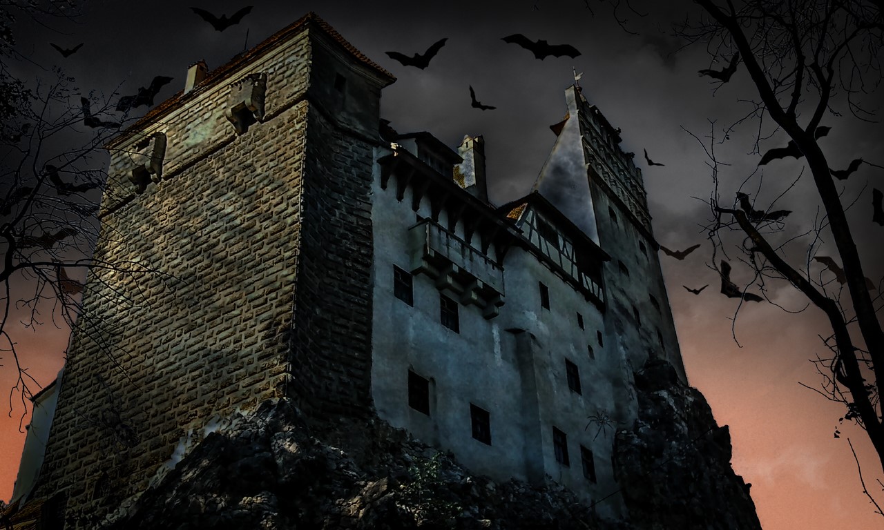 В гостях у Дракулы: 6 самых страшных вампирских замков