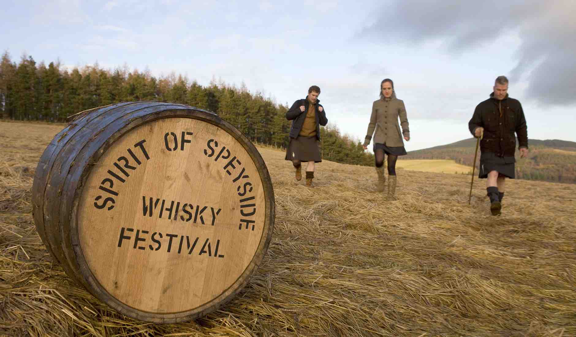 Ежегодный фестиваль виски в Шотландии.