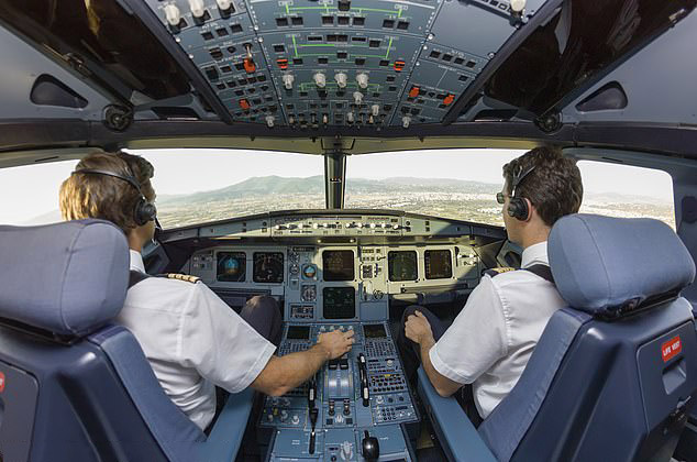 Пилоты назвали опасности, о которых лучше не знать пассажирам во время перелета