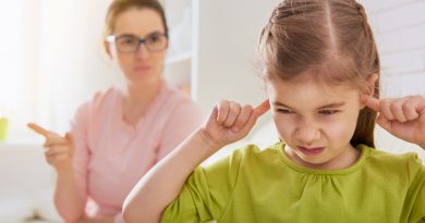 10 родительских фраз, которые обижают детей