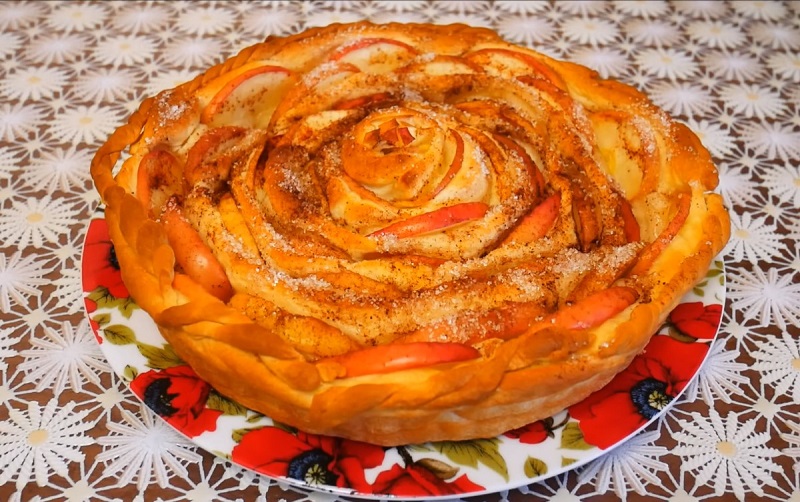 Пирог роза из дрожжевого теста рецепт с фото