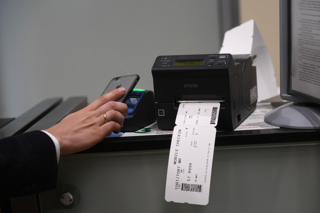 Пассажирам РФ упростят и ускорят регистрацию на рейс