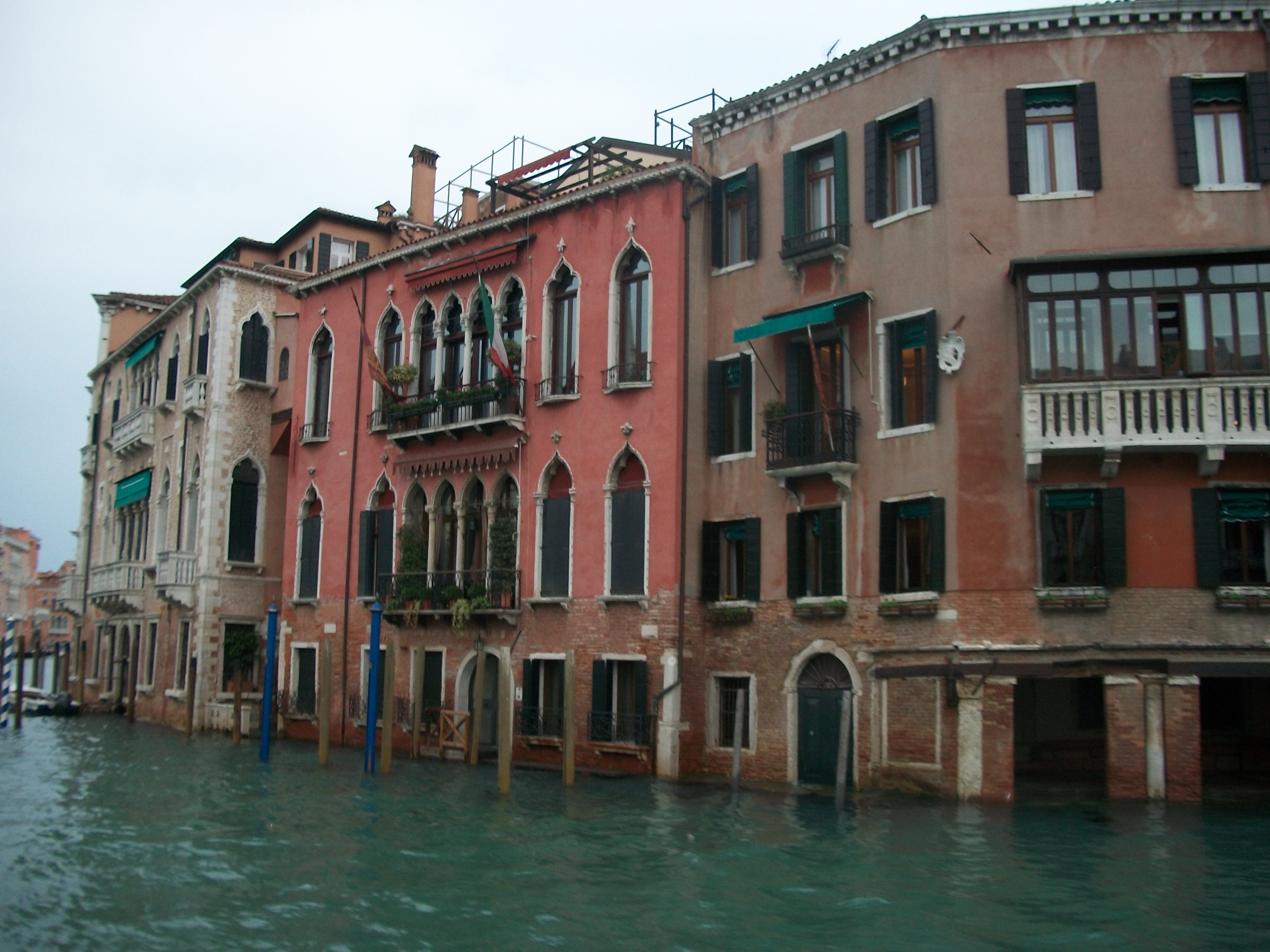 венеция на сваях