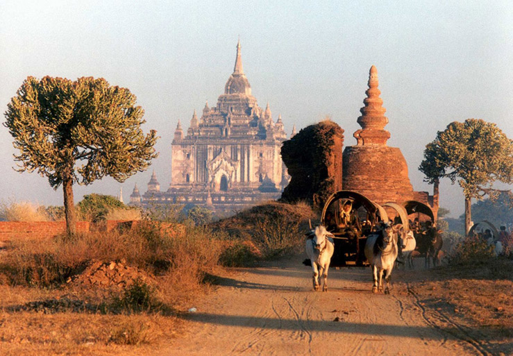 Почему Мьянму называют Бирмой?