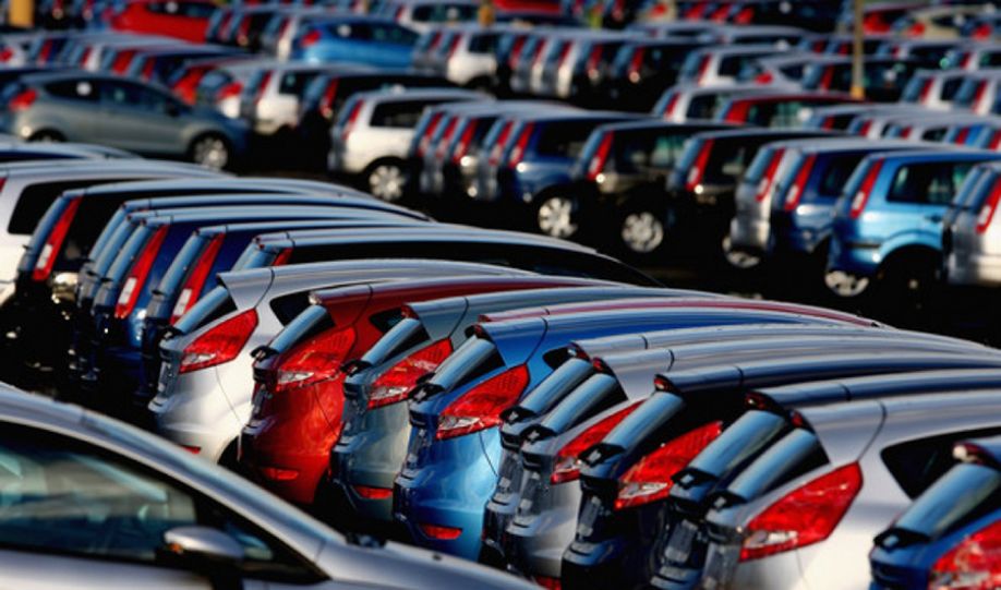 Мировые продажи автомобилей падают