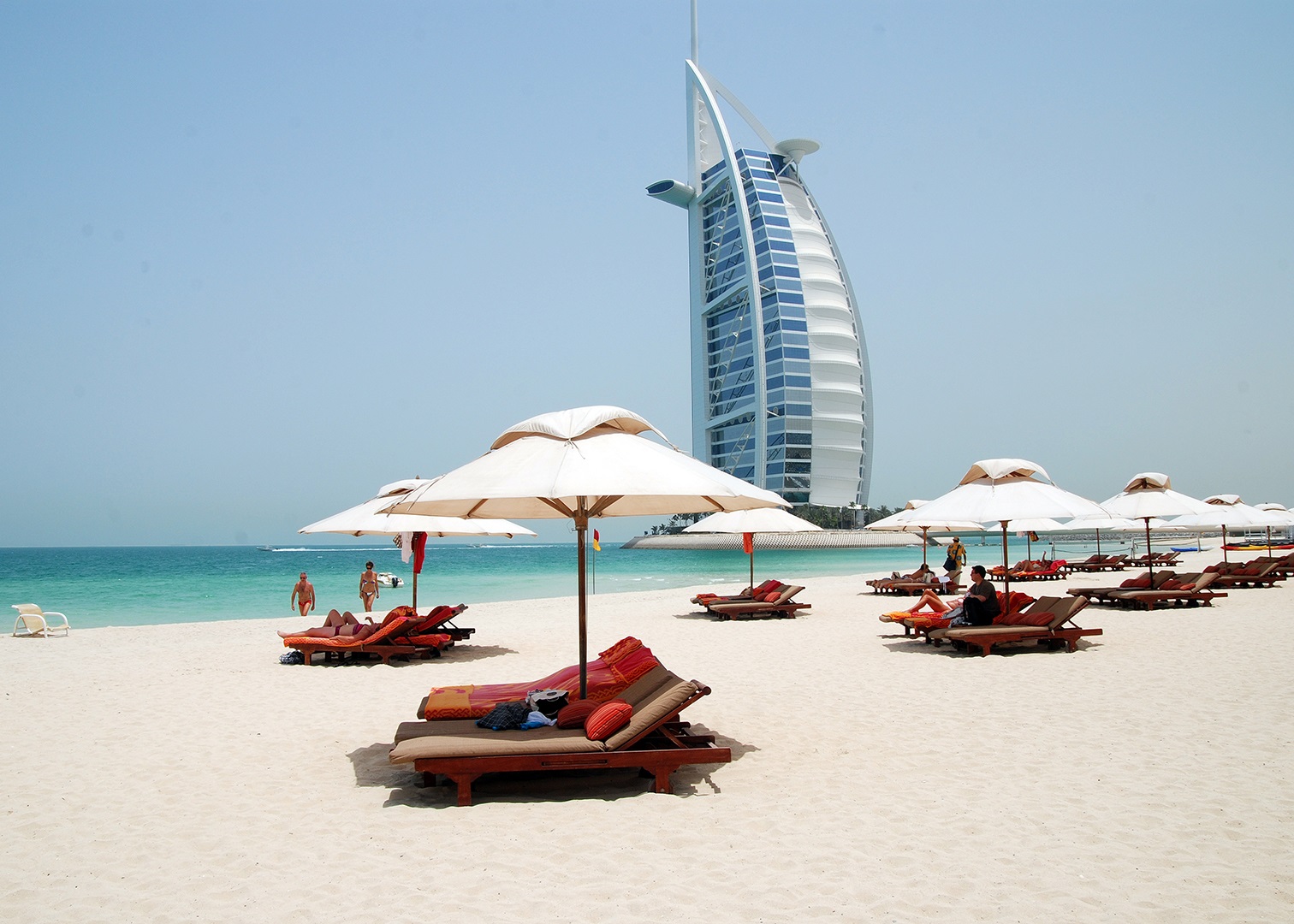 ОАЭ: 8 причин уехать в отпуск
