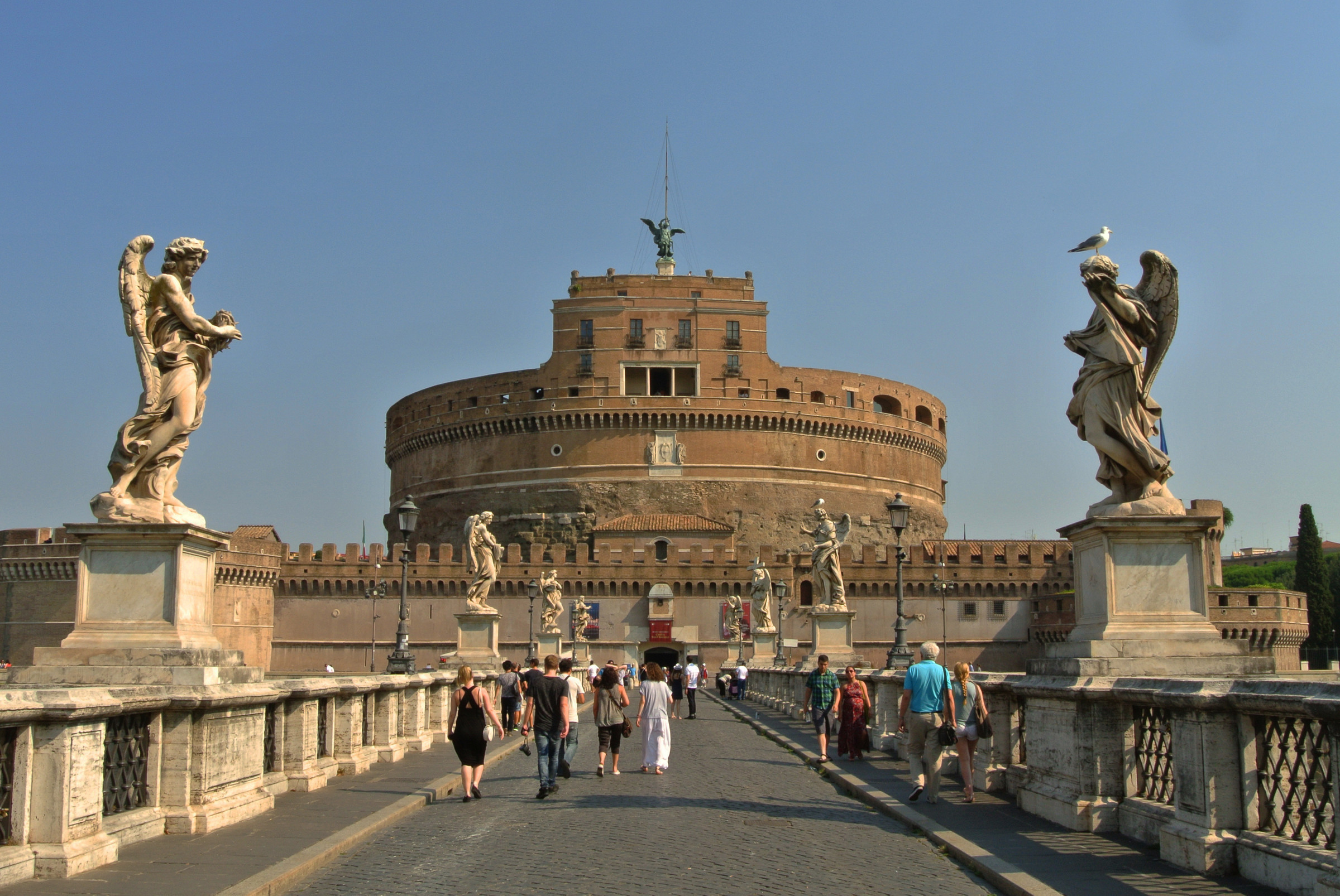 Замок Святого Ангела в Риме. Интересные факты.
