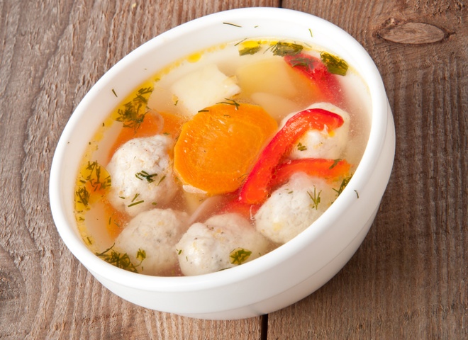 Суп с фрикадельками: рецепт вкусного рыбного блюда