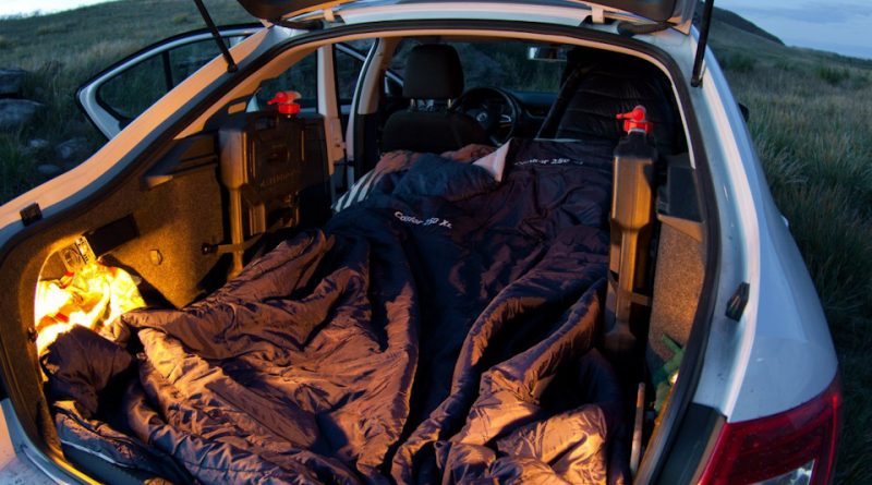 Почему спать в машине с включенным двигателем - плохая идея?