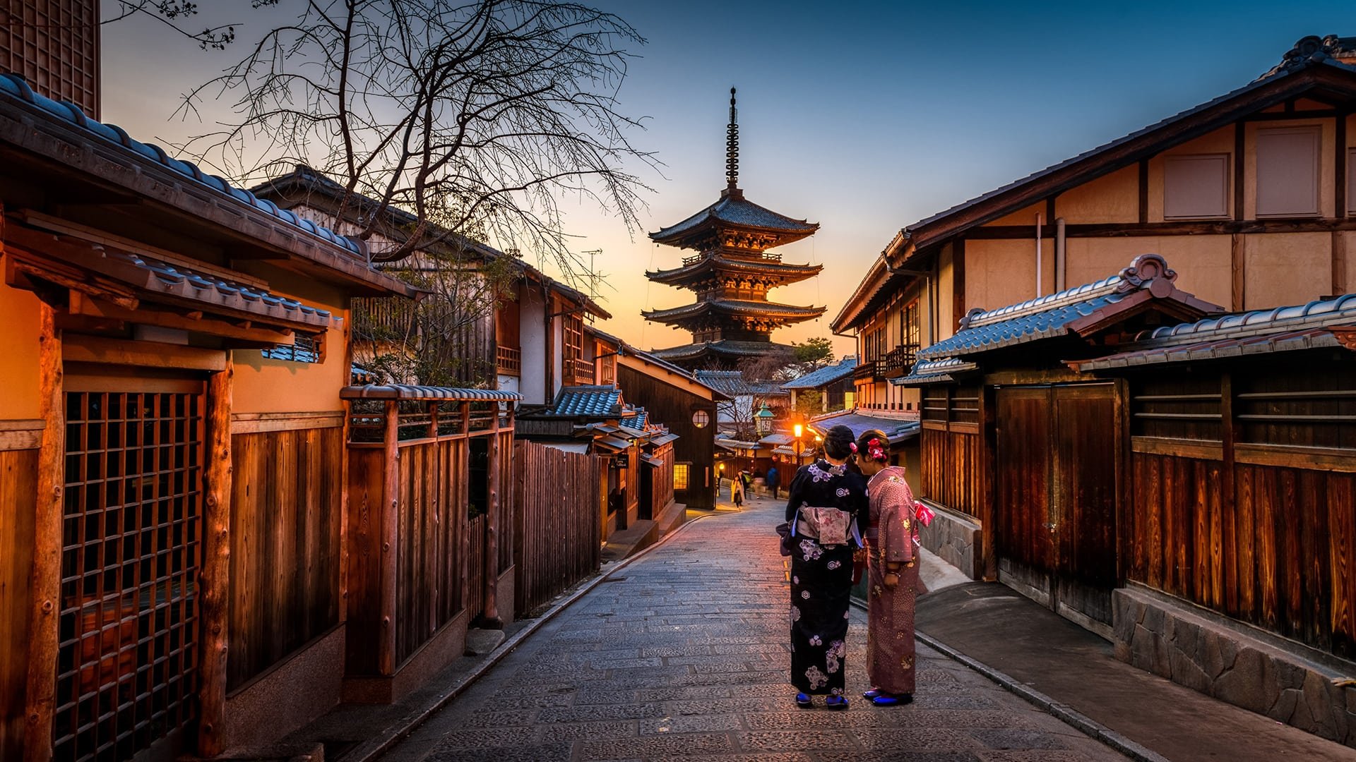 Когда туристам лучше всего посетить Японию?