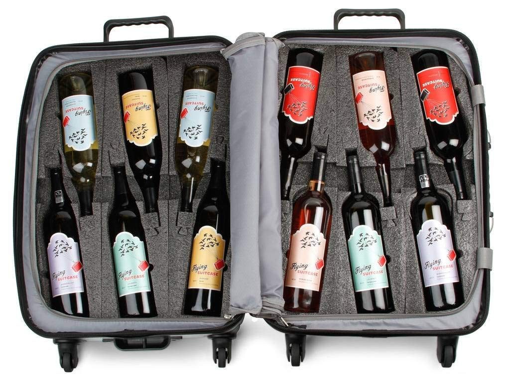 Шампанское в самолете можно. Кейс для перевозки вина. Кейс для бутылок вина. Чемодан для вина. Упаковка для вина в чемодане.