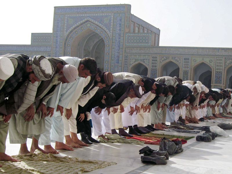 Чего не стоит делать туристам во время мусульманского поста в Эмиратах, Турции, Египте
