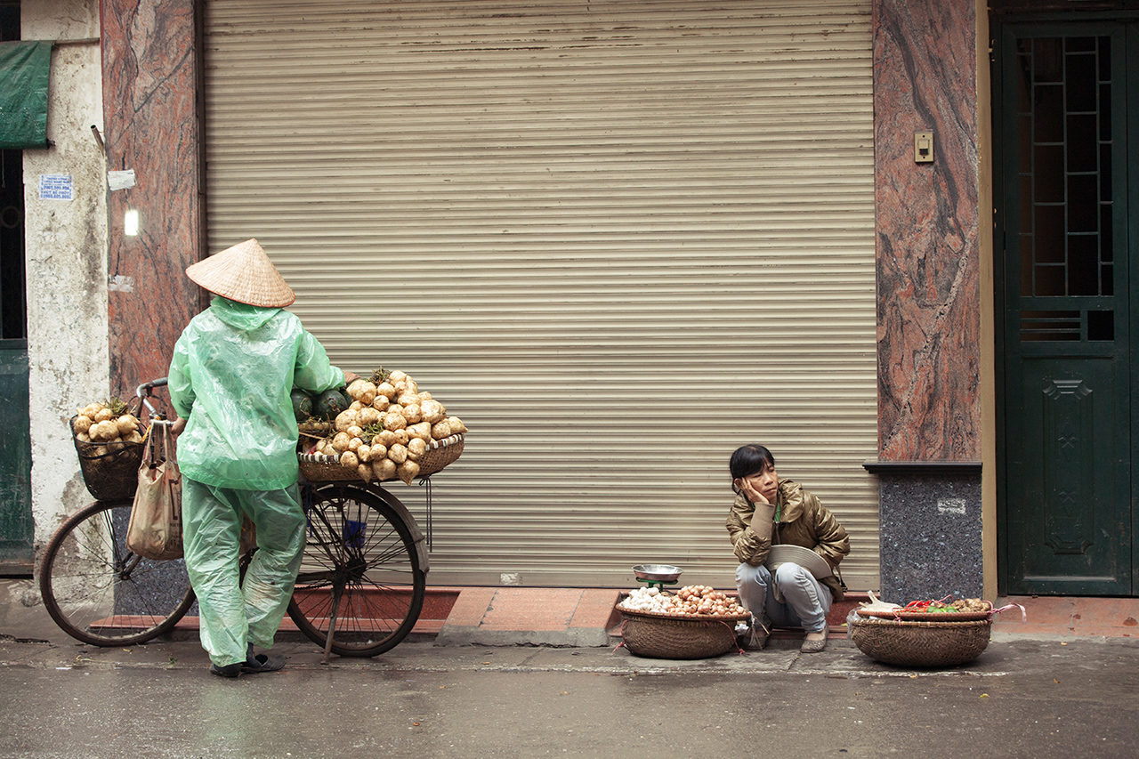 Уловки торговцев на улицах Вьетнама