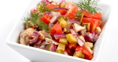 Овощной салат с сельдью