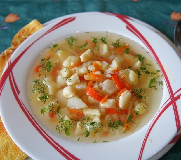 Венгерский суп с цветной капустой и клёцками