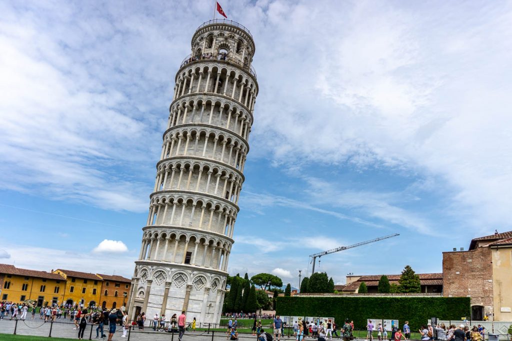 LV100-Leaning-Tower-of-Pisa_20180606-102