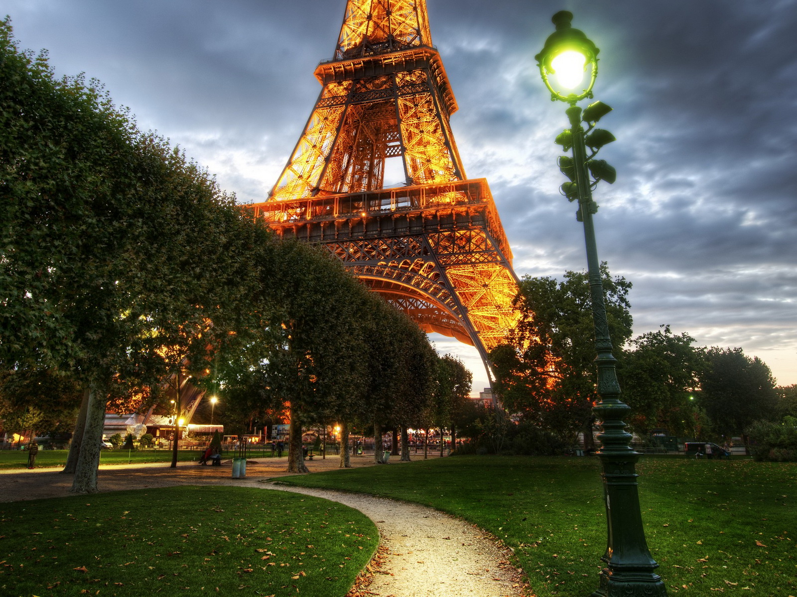 France pictures. Франция Париж Эйфелева башня. Город Франция Эйфель башня. Эйфелева башня в Париже фото. Эльфийская башня в Париже.