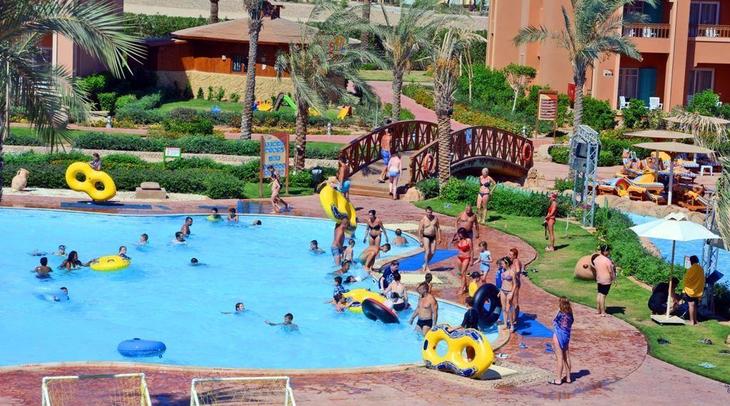 Работника отеля в Шарм эль Шейхе обвинили в изнасиловании 10-летней туристки