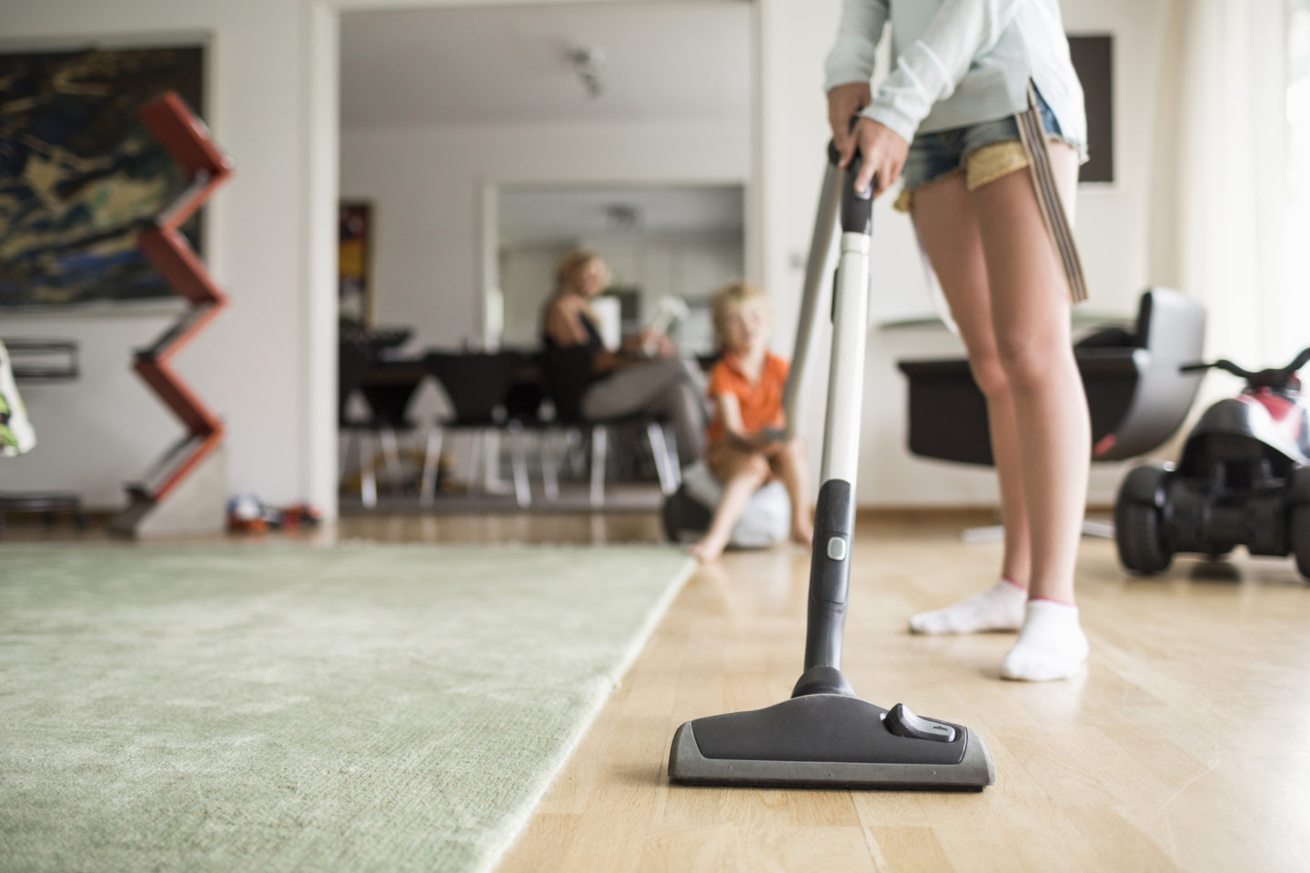 9 ошибок при уборке, от которых дома становится ещё грязнее