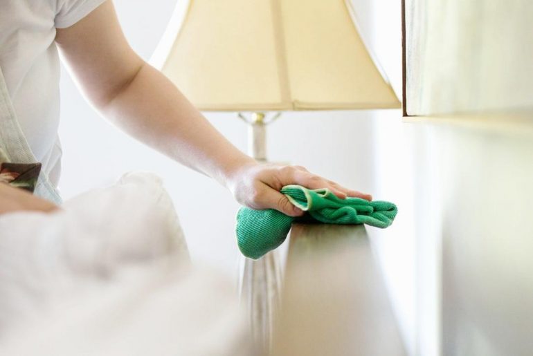 Как правильно избавляться от пыли в доме