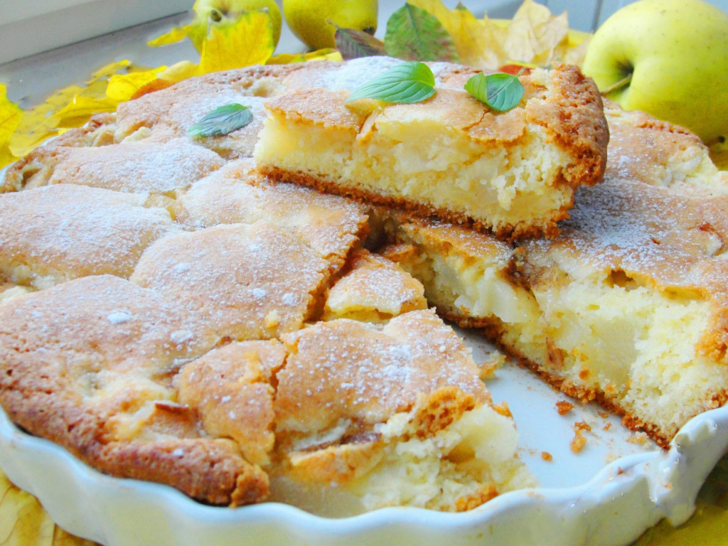 Пирог с бананом яблоками и грушами