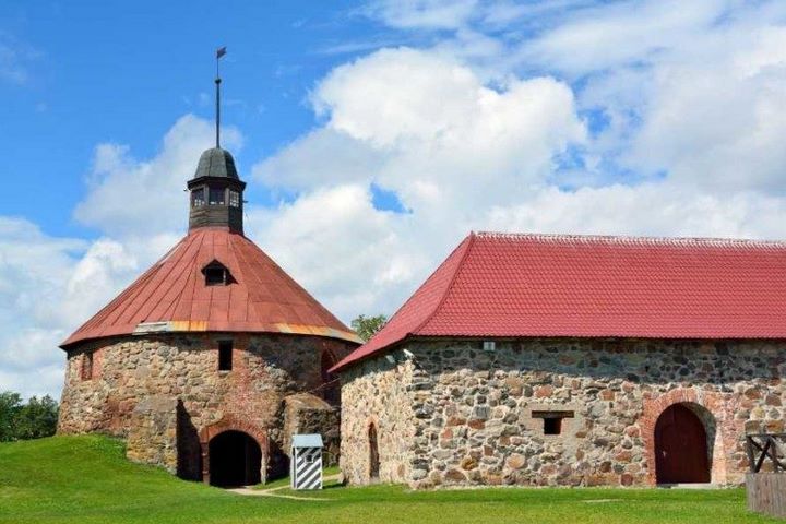 Русские крепости, собирающих толпы туристов каждый день