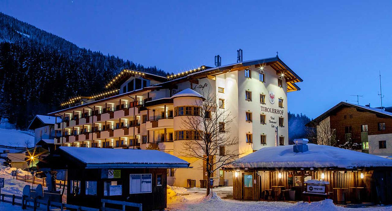 В Австрии закрываются все отели