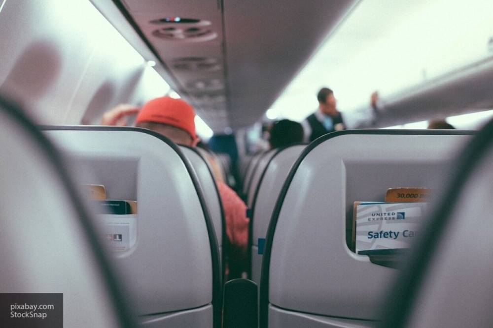 Минтранс считает соблюдение социальной дистанции в самолётах «нецелесообразным»