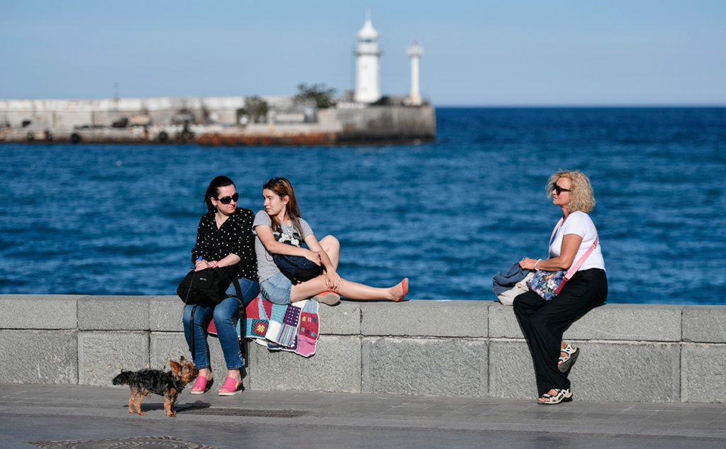 Крым отменяет все ограничения для туристов