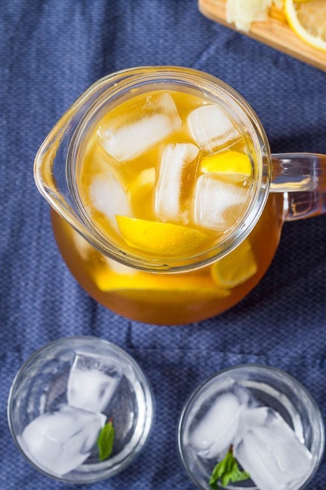 Имбирно-лимонный ледяной чай