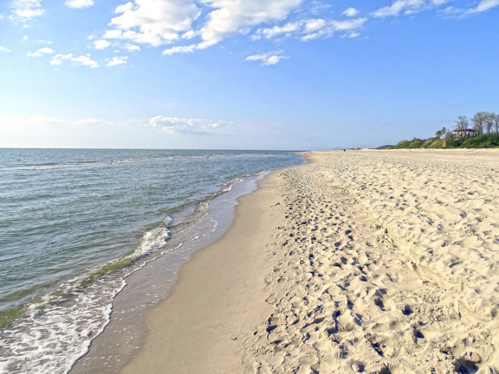 Чистое море и голубой флаг. Легендарный пляж России