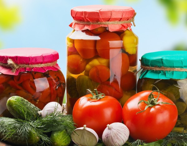 Необычная овощная заготовка — помидоры в желе