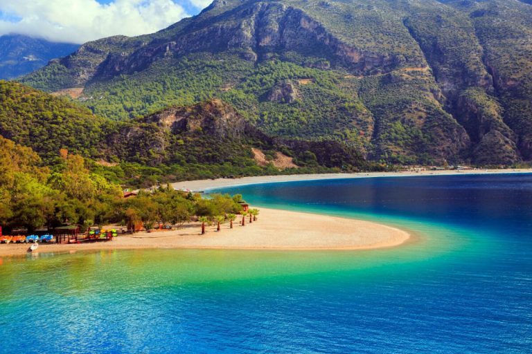 В каких городах Турции самые чистые пляжи и теплое море